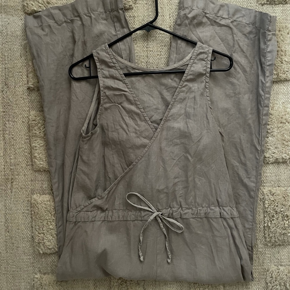 Esby Allison cropped linen jumpsuit